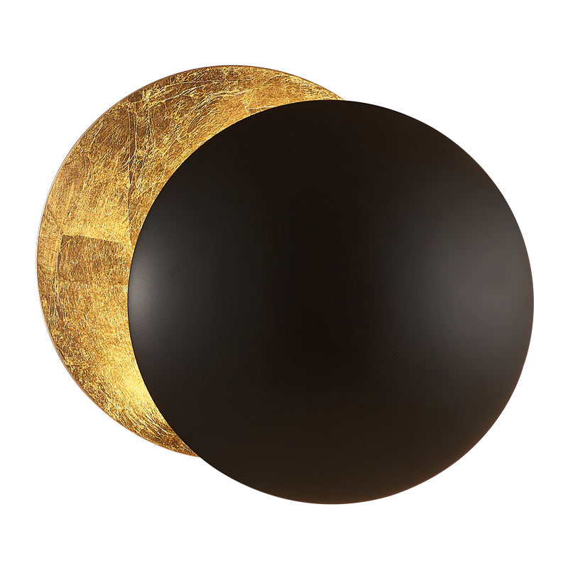 Onwa Wall Lamp