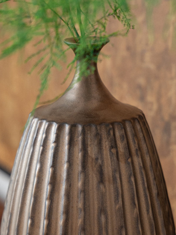 Ogu Vase