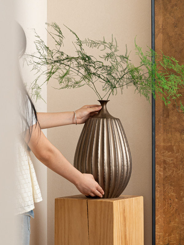 Ogu Vase